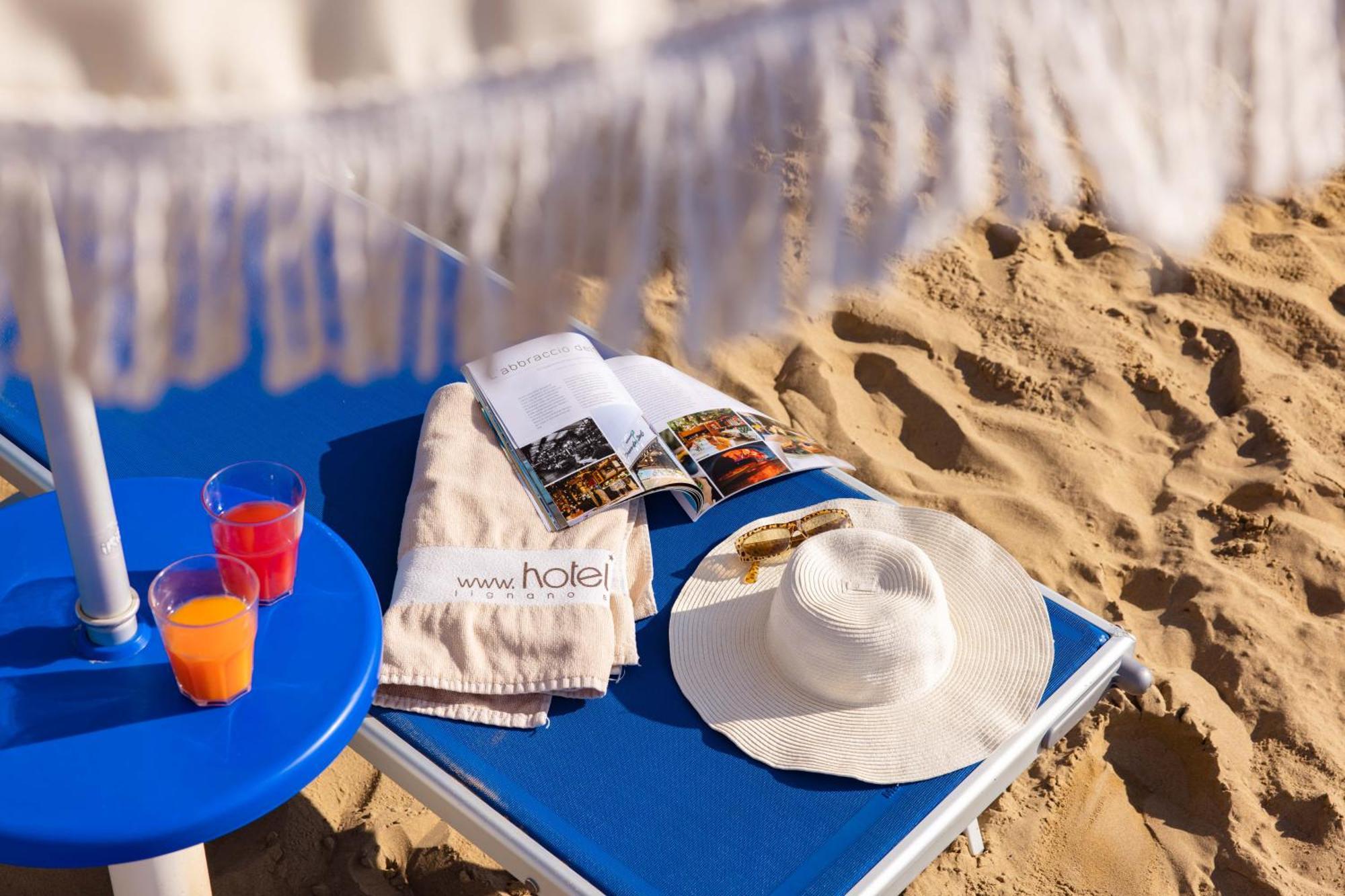 Hotel Atlantic Lignano Sabbiadoro Dış mekan fotoğraf